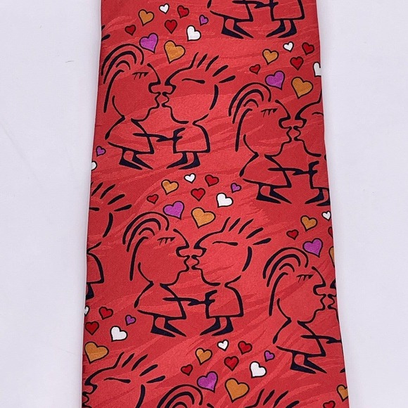 Red 100% Silk Tie Couple Kissing Hearts Kiss Valentines Romantic Keith Daniels - Picture 1 of 6